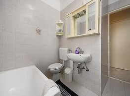 Beautiful Cottage in Nature