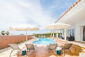 Villa Maricel - Villa With Private Pool. Free Wifi