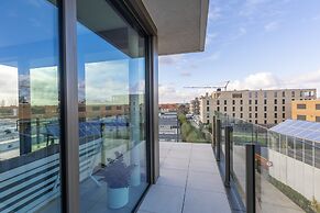 Newly Built Flat Near the City Centre