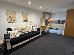 Cozy Apartment 5 min Walk From Manchester Arena