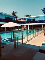 PISCINA SARITA CLUB BOUTIQUE