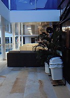 PISCINA SARITA CLUB BOUTIQUE