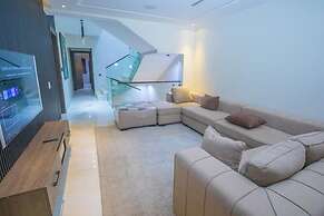 Alim Luxury Apartments