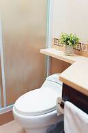 Casa 11-24 by Casa Bolivar