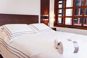 Casa 11-24 by Casa Bolivar