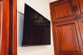 Casa 11-24 by Casa Bolivar