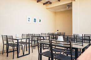 Casa 11-24 by Casa Bolivar