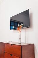 Casa 11-24 by Casa Bolivar