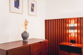 Casa 11-24 by Casa Bolivar