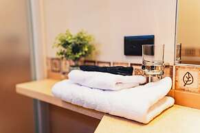 Casa 11-24 by Casa Bolivar