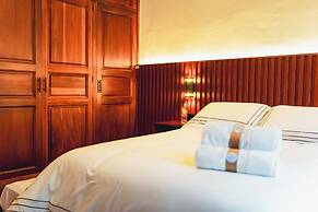 Casa 11-24 by Casa Bolivar