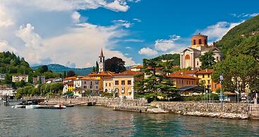 Apartment in Luino With Lake Maggiore Views
