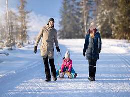 Studio Near the Slopes With Wellness Area
