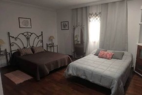 Espectacular Villa con Piscina y Vistas al Valle