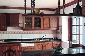 Espectacular Villa con Piscina y Vistas al Valle