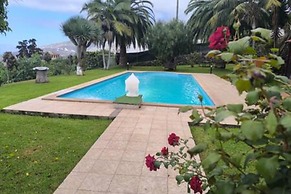 Espectacular Villa con Piscina y Vistas al Valle