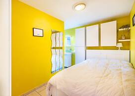 Beautifully Renovated With top Location