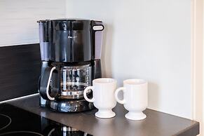 Beautifully Renovated With top Location