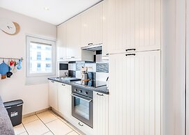 Beautifully Renovated With top Location