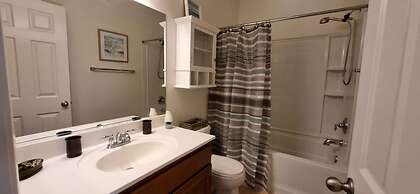 Pool and Gym Access Luxury Condo