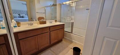 Pool and Gym Access Luxury Condo