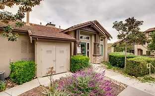 Pool and Gym Access Luxury Condo