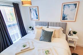 Lovely Flat in Kiln Close With Free Parking