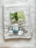 Lovely Flat in Kiln Close With Free Parking