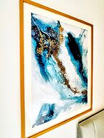 Lovely Flat in Kiln Close With Free Parking