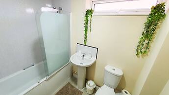 White Jasmine in Stroud