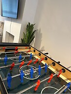 3 bed Chill Glouc With 3 Bedrooms and 1 Bathrooms