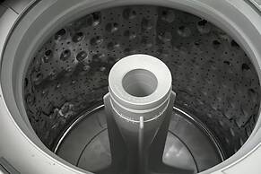 New Fresh House in Seminole Close to Beach