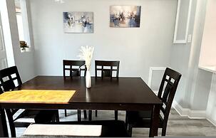 New Fresh House in Seminole Close to Beach