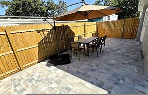 New Fresh House in Seminole Close to Beach