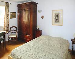 Charming Holiday Home With Garden and Private Pool, Vernegues-ex TUI