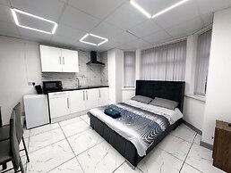 Hill's View Apartments