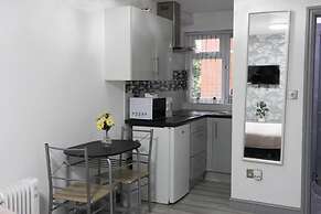 Hill's View Apartments