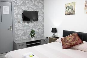 Hill's View Apartments