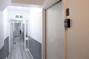 Hill's View Apartments