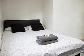 Hill's View Apartments