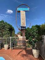 Charleville Motel
