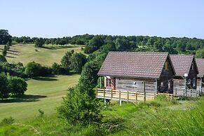 Le Domaine Val: Wooden House for 8