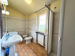 Farmhouse Apartment With Swimming Pool