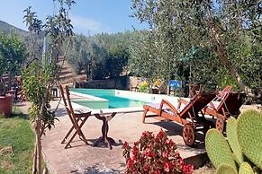 Farmhouse Apartment With Swimming Pool