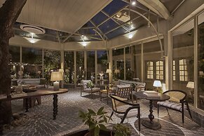 President Maison Signature by M Village