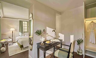 President Maison Signature by M Village