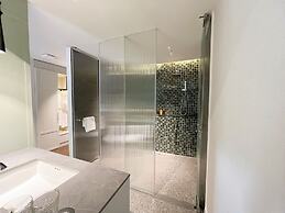 President Maison Signature by M Village