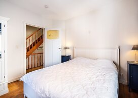 Cozy Holiday Home Close to the Beach