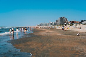 Cozy Holiday Home Close to the Beach