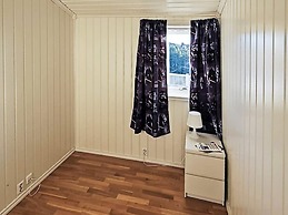 6 Person Holiday Home in Hosteland